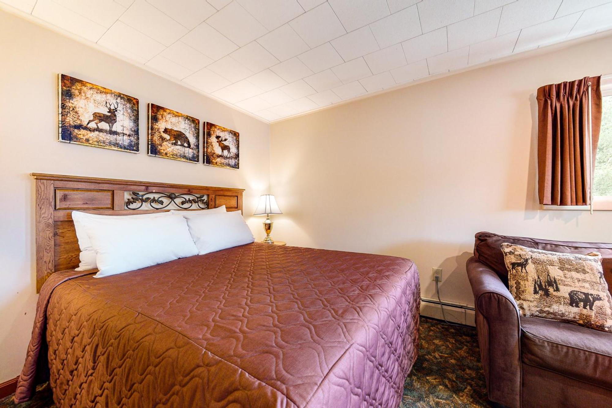 Riverbank Motel And Cabins Managed By Vacasa Lincoln Quarto foto